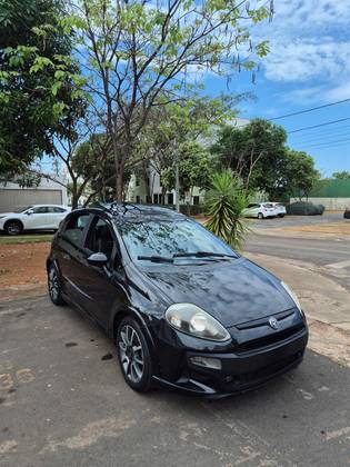 FIAT PUNTO 1.8 BLACKMOTION 16V FLEX 4P AUTOMATIZADO FIAT PUNTO 1.8 BLACKMOTION 16V FLEX 4P AUTOMATIZADO